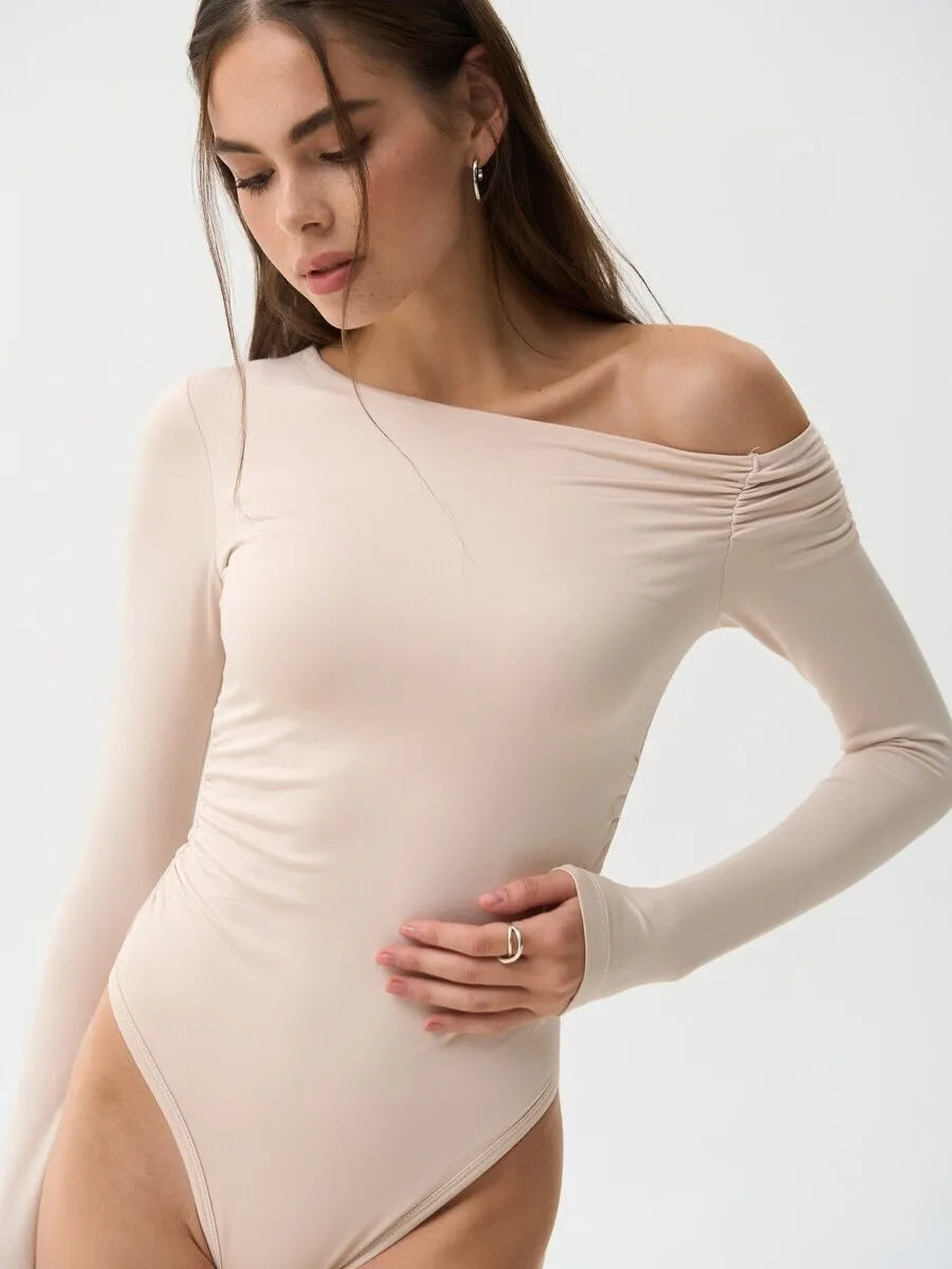 Fashion Stretch Tight Long Sleeve Slanted Shoulder Women Bodysuit 2025 Autumn/Winter New Rompers Sexy Slim Casual Street