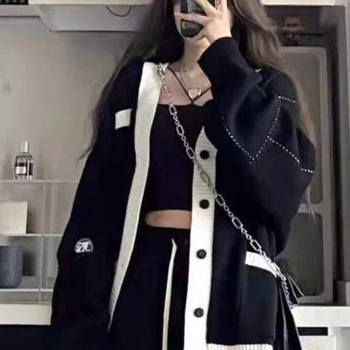 Load image into Gallery viewer, Harajuku Patchwork Simple Cardigan Women Loose V-neck Pocket Streetwear Knitted Female Cardigans Coat Y2k Aesthetic 2025 Autumn
