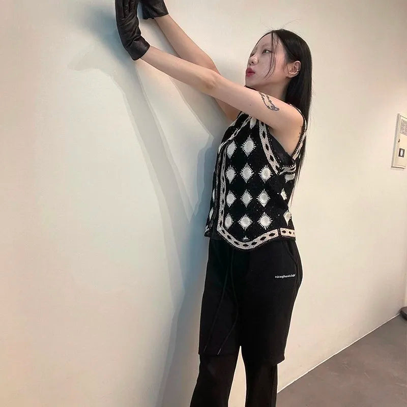 Japanese Y2k Knitted Tank Top Vintage 2000s Style Button Tanktop Harajuku Aesthetics Cut Out Knit Vest Korean Popular