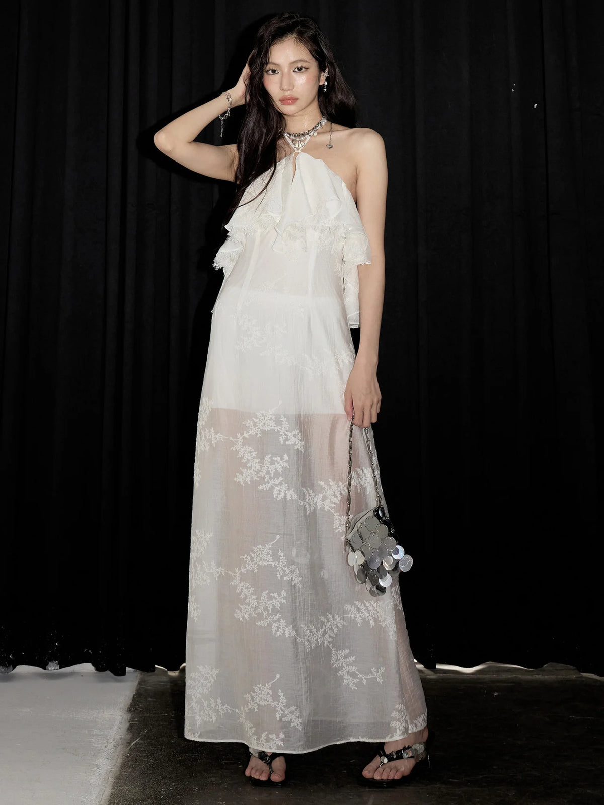 Women White Embroidery Perspective Elegant Long Dress New Halter Sleeveless Fashion Tide Spring Summer 2025 1DJ1448