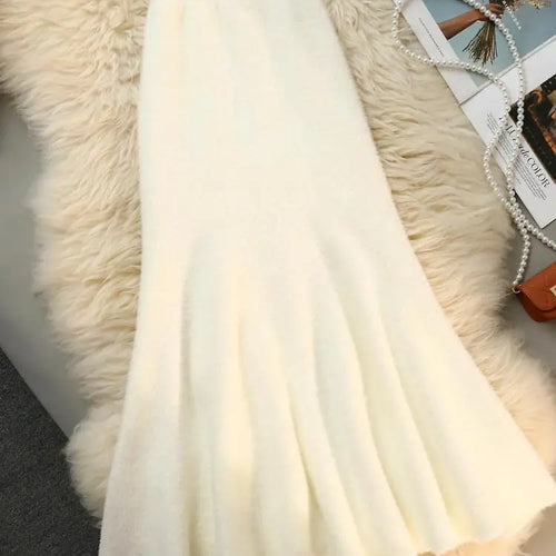 Load image into Gallery viewer, French Fashion Vintage Women Solid Ruffle Edge Knitted Fishtail Long Skirt 2024 Autumn Winter Elegant High Waist Pleated Skirts
