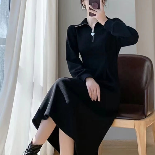 Load image into Gallery viewer, Autumn Winter French Ladies Black Elegant Long Dress White Velvet Thick Warm Long Sleeve Simple Evening Party Zipper Dress
