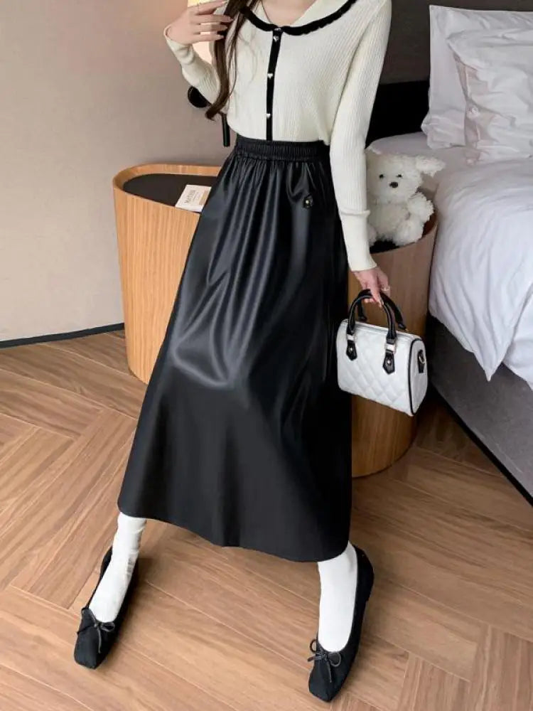 Autumn Winter French Vintage Brown Temperament Pu Leather Skirts For Woman Black Slim Elegant High Waisted Pleated Skirt Fashion