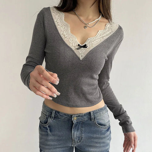 Load image into Gallery viewer, V Neck Vintage Fashion Women T-shirts Slim Bow Y2K Aesthetic Lace Patched Korean Autumn Tee Shirt Cute Knit Clothing
