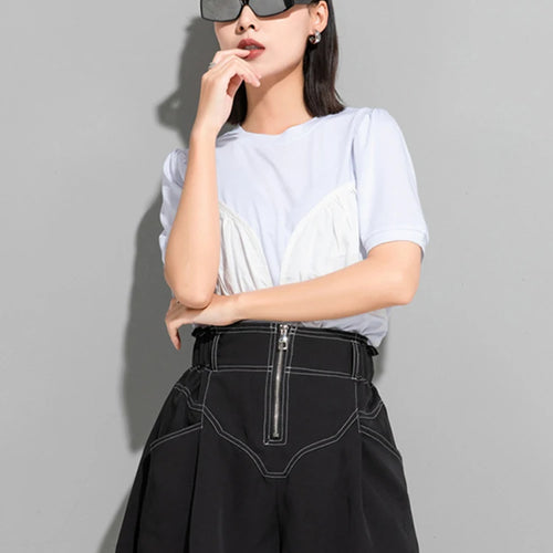 Load image into Gallery viewer, Women White Pleated Spliced Big Size Casual T-shirt New Round Neck Short Sleeve Fashion Tide Spring Summer 2025 1DJ1055
