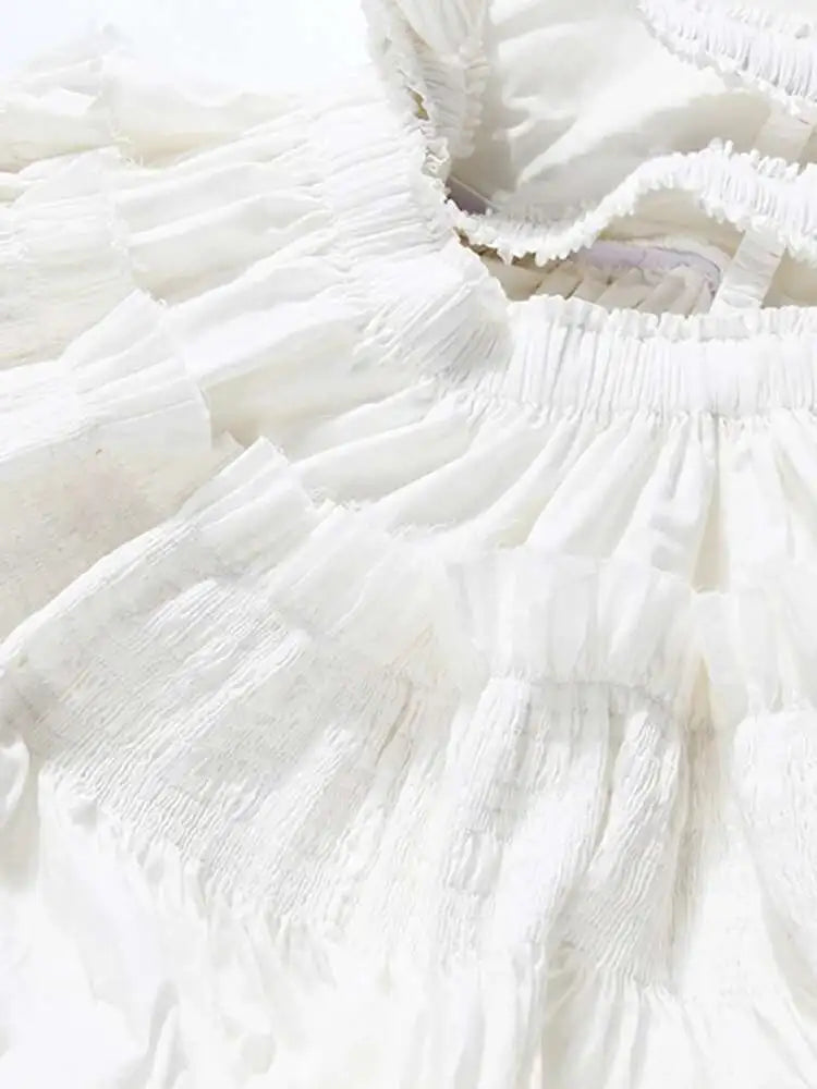 Women White Sling Backless Pleated Shrink Waist Slim Vintage Dress New Square Collar Fashion Spring Autumn 2025 JF54801