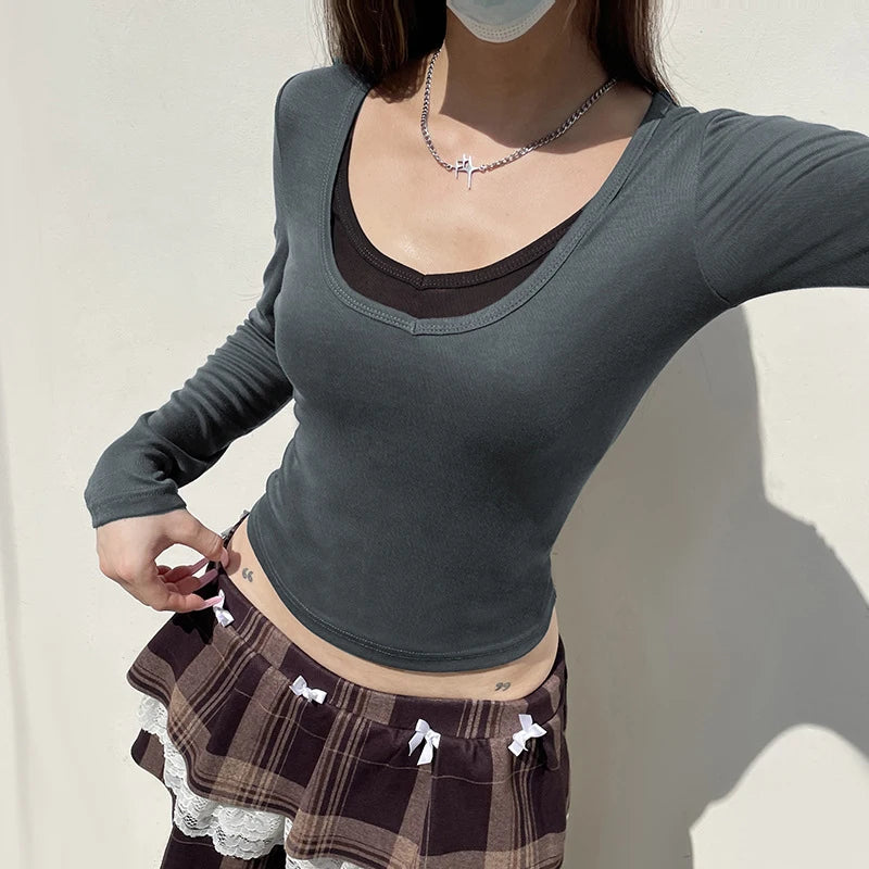 y2k Tops Women Goth Grunge Clothes Slim Fit V Neck Patchwork Long Sleeve Cropped T Shirts 2000s Clothing Streetwear