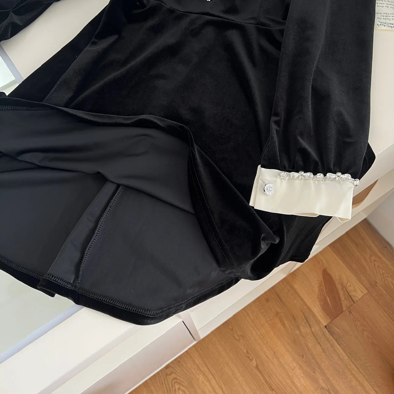 Fashion Women New Black Velvet Diamond Bow Long Sleeve Festival Pleated Dress Vintage Elegant Birthday Party Dress Autumn Winter