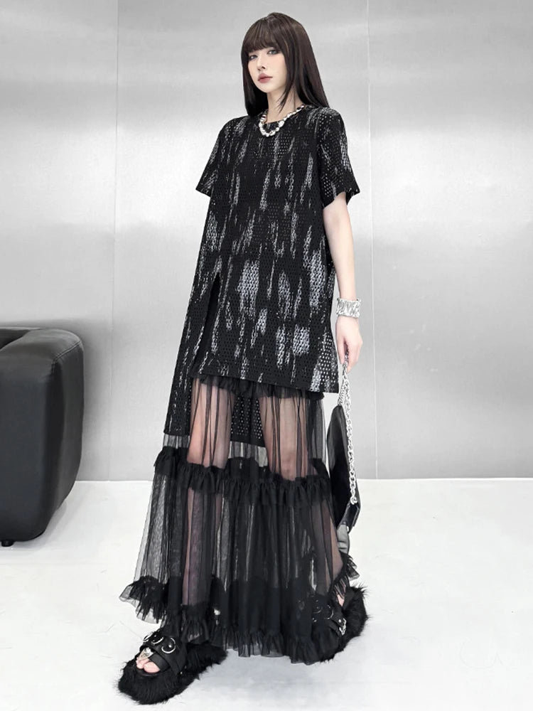 Women Black Grid Irregular Hem Big Size T-shirt New Round Neck Short Sleeve Fashion Tide Spring Summer 2025 1DJ1643