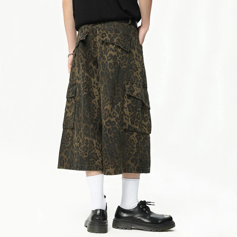 Streetwear Trendy Leopard Print Cargo Pants Summer New Camouflage Big Pocket Design Male Shorts Wide Leg 9C6628