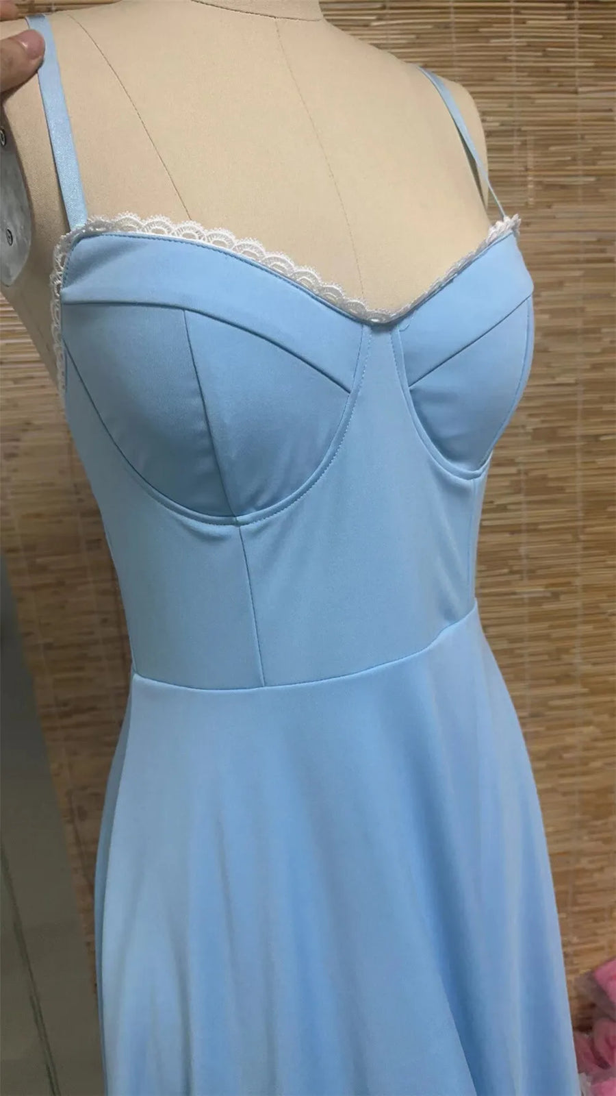 Elegant A-line Backless Sexy Midi Dress For Women Fashion Spaghetti Strap Sleeveless Loose Club Party Sexy Dress New