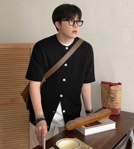 Korean Style Men's Cardigan Casual Knitted Round Neck Tops Short Sleeve Single Brteasted Solid Color Loose  Sweater 9C6496