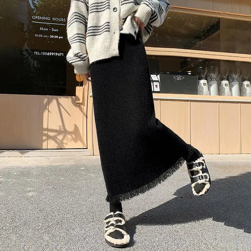 Load image into Gallery viewer, Korean Fashion Black White Tassels Elegant High Waist Long Skirt Women Khaki Slim Versatile Party Skirts 2024 New Autumn Winter
