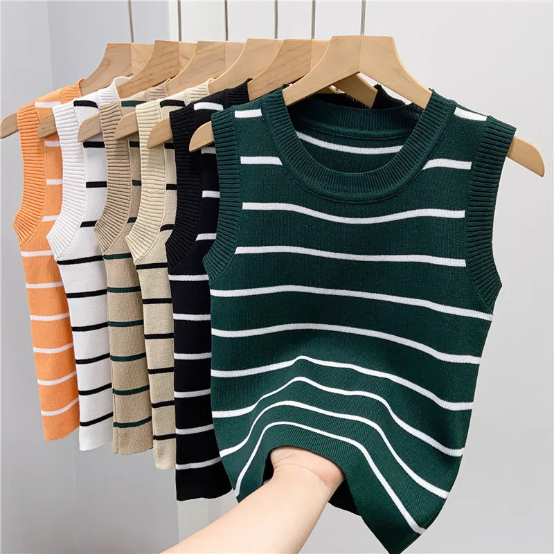New 2024 Vintage Basic Bottoming Striped Patchwork Knit Vest Women Autumn Winter Elegant Sleeveless Slim Short Tank Tops Fashion