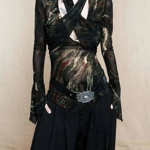 Load image into Gallery viewer, Women Geen Mesh Printed Slim Irregular Slim T-shirt New V-Neck Long Flare Sleeve Fashion Tide Spring Autumn 2025 1DH9372
