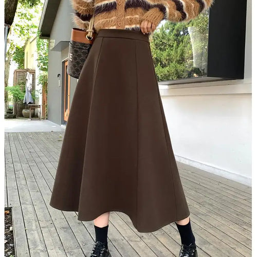 Load image into Gallery viewer, Black Woolen Long Skirt Women Autumn Winter Brown Vintage Elegant Female A Line High Waist Red Umbrella Skirt Thick Fashion
