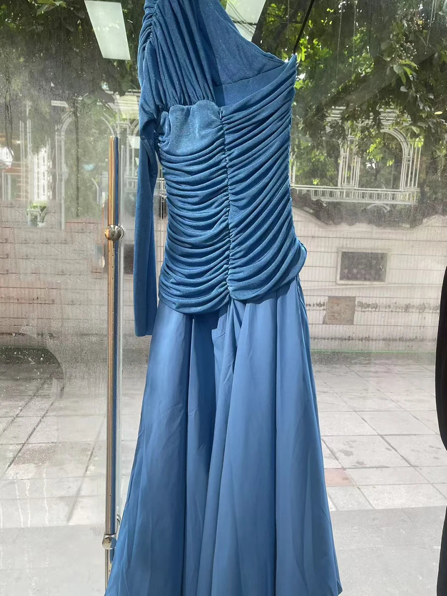 Solid Spliced Folds Irregular Dresses for Women Diagonal Collar One Shoulder High Waist Long Dress Female Clothing