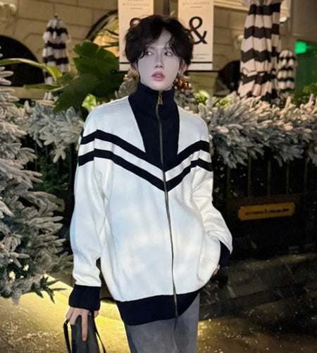 Autumn Winter Contrast Color Lapel Knitted Sweater Men Casual Zipper  Comfortable Turtleneck Fashion New Chic Male 9C9018