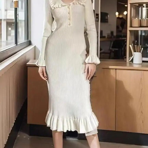 Load image into Gallery viewer, Autumn Winter 2024 Vintage Patchwork Elegant Single Breasted Knit Long Sleeved Dress Women Holiday Slim Ruffles Fishtail Dresses

