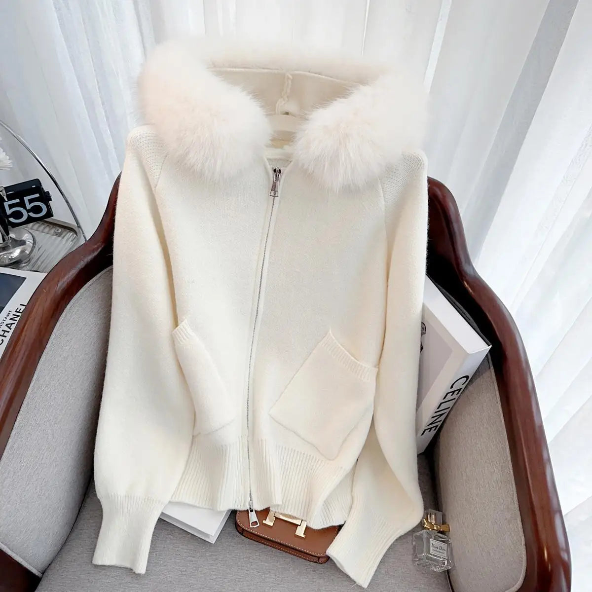 French Fashion Women Solid Long Sleeve Knitted Sweater 2024 New Autumn Winter Ladies Hairy Neck Hooded Zipper Cardigan Tops Chic