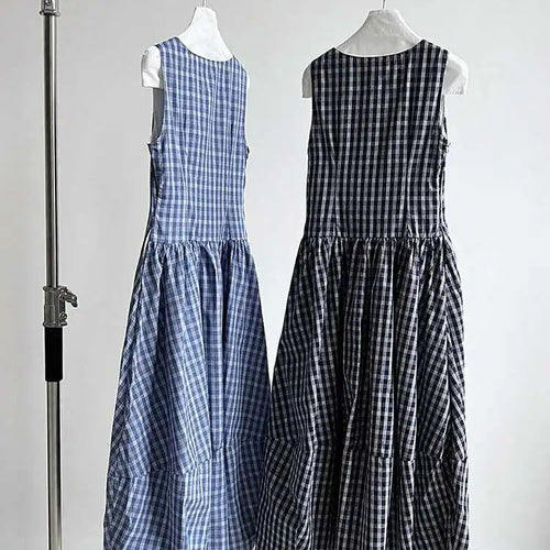 Load image into Gallery viewer, Women Dark Blue Plaid Pocket Vintage Long Elegant Vest Dress New V-Neck Sleeveless Fashion Tide Spring Summer 2025 1DJ0667
