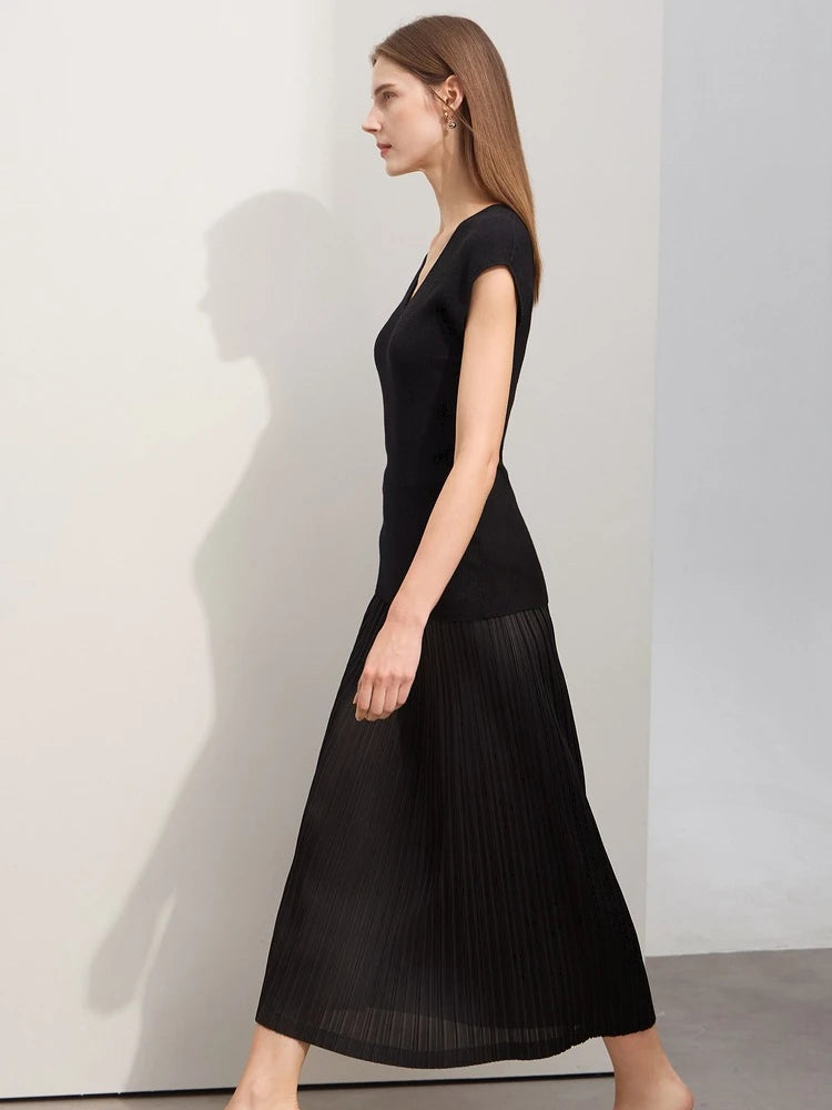 Minimalism Women's Skirt Office Lady 2025 Autumn New Solid Color Elastic Waist Straight Casual Pleated Skirt Long 12342617