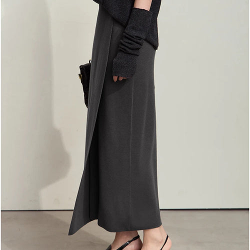 Load image into Gallery viewer, Minimalist Elegant Basics Knitted Skirts for Women 2024 Winter New Elastic Waist Straight Lady Commuter Long Skirt 12443250
