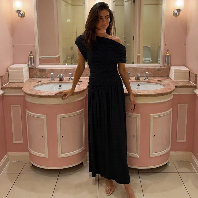 Incline Shoulder Backless Sexy Maxi Dress Women Summer New Fashion Sleeveless Pleated Ruched Club Party Long Dress