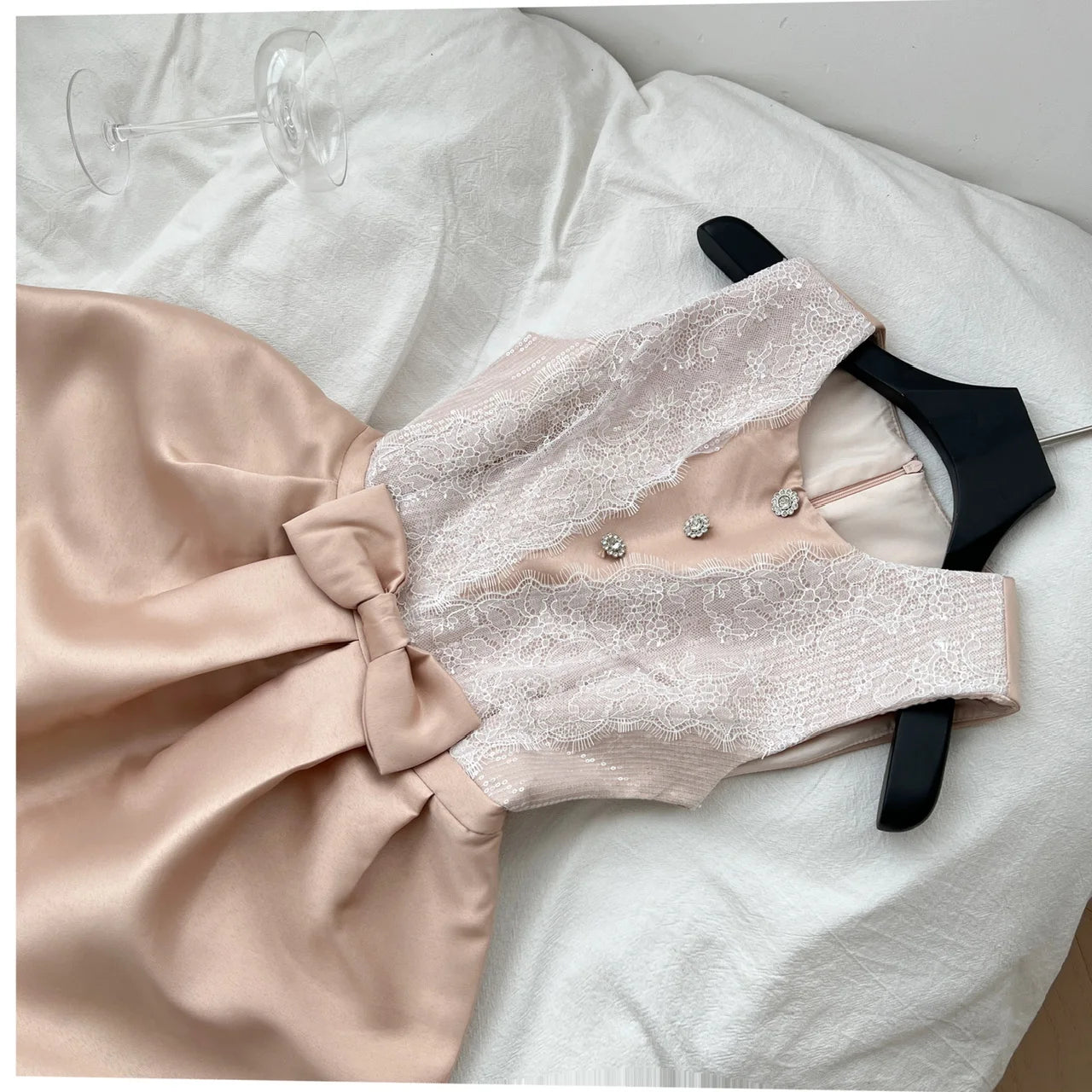 Summer French Sweet Brown Patchwork Lace Elegant Slim Bow Party Dress Women High Waist Sleeveless Princess Vest Short Dress Chic