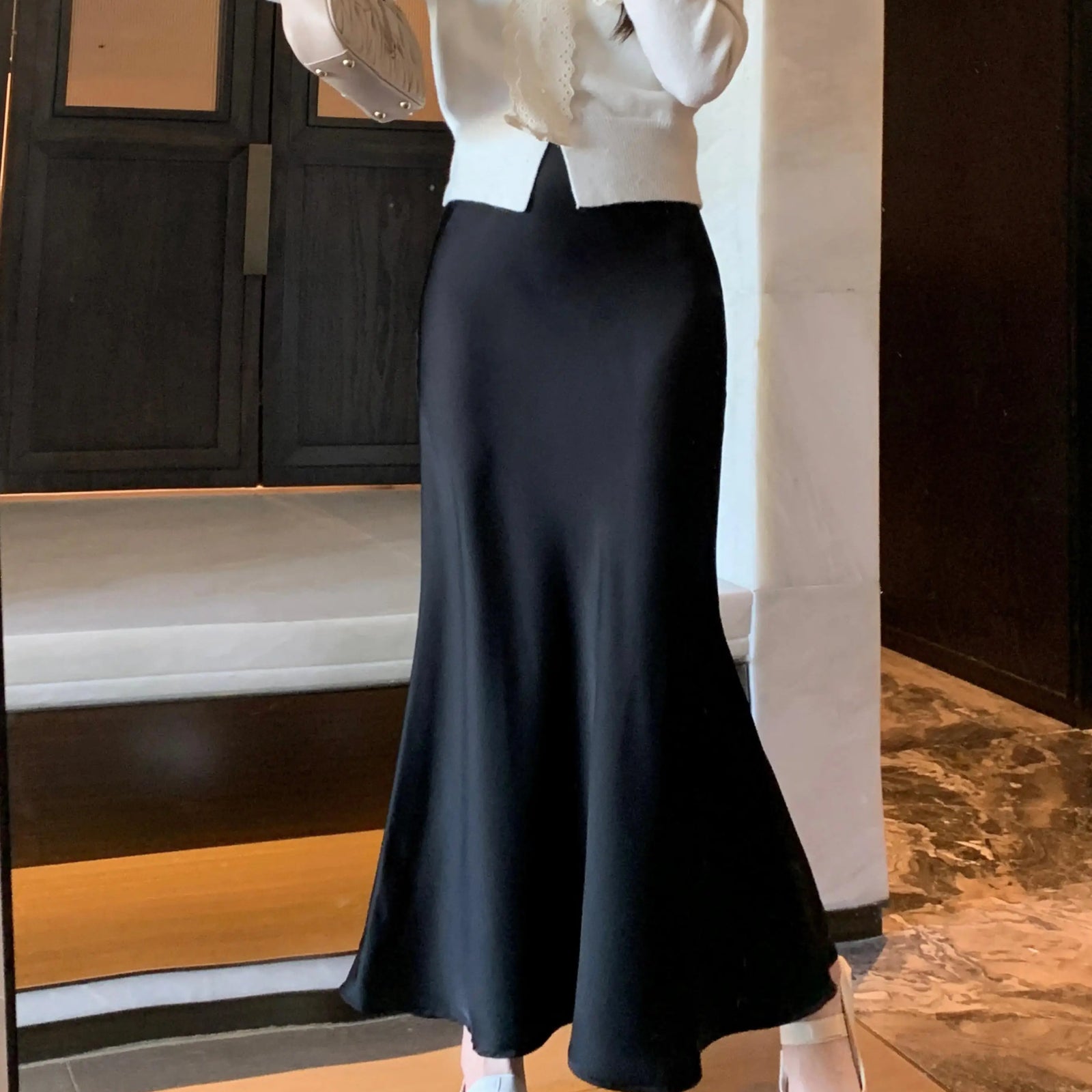 Autumn French 2024 Solid High Waist Vacation Long Skirt For Women Office Elegant Versatile Wrap Hip Fishtail Skirts Simplicity
