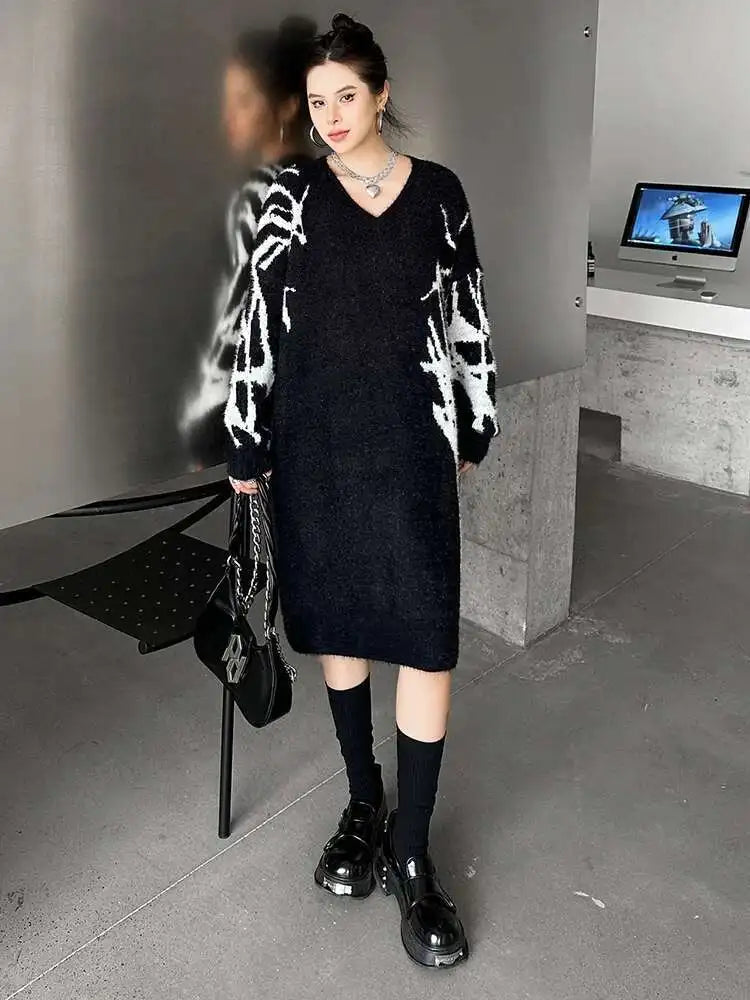 Women Black Pattern Thick Warm Big Size Sweater Dress New V-Neck Long Sleeve Fashion Tide Spring Autumn 2025 1DH8735