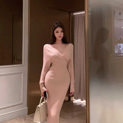 Load image into Gallery viewer, Korean Fashion Women's Pink V-neck Slim Knitted Long Sleeve Dress Spring High Waist Festival Wrapping Hip Dress Simplicity Trend
