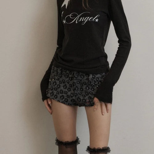 Load image into Gallery viewer, Y2k Aesthetic Letter Star Printing Vintage Tshirts Women Straight Barrel Grunge Autumn Tees Harajuku Simple Streetwear T Shirt
