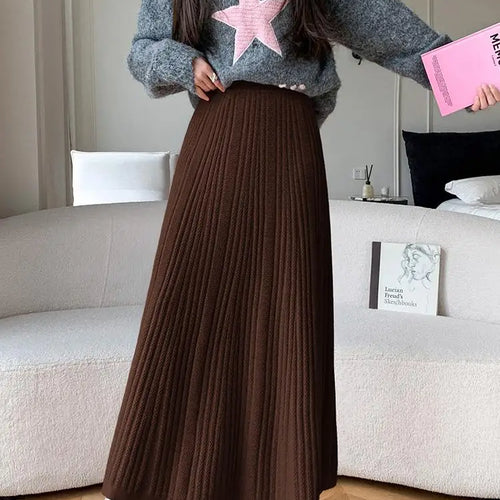 Load image into Gallery viewer, Vintage Women's Solid Elegant Party Knitted Long Skirt High Waist Pleated Warm Vacation A-line Skirts 2024 Autumn Winter Popular
