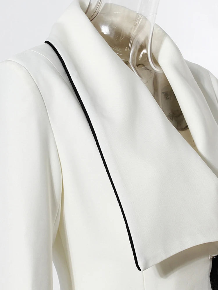 Women White Irregular Pleated Elegant Long Blazer New Lapel Long Sleeve Jacket Fashion Tide Spring Autumn 2025 7AB4740