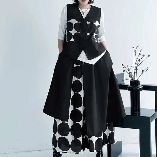 Load image into Gallery viewer, Big Size Black Dot Vest Wide Leg Pants Two Piece Suit New V-Neck Sleeveless Women Fashion Tide Spring Autumn 2025 1DJ1039
