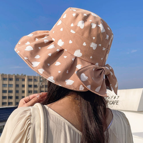 Load image into Gallery viewer, Women&#39;s Summer Hat Fashion Heart Pattern Print Design Sun Protection Sun Hat Travel Beach Bucket Hat
