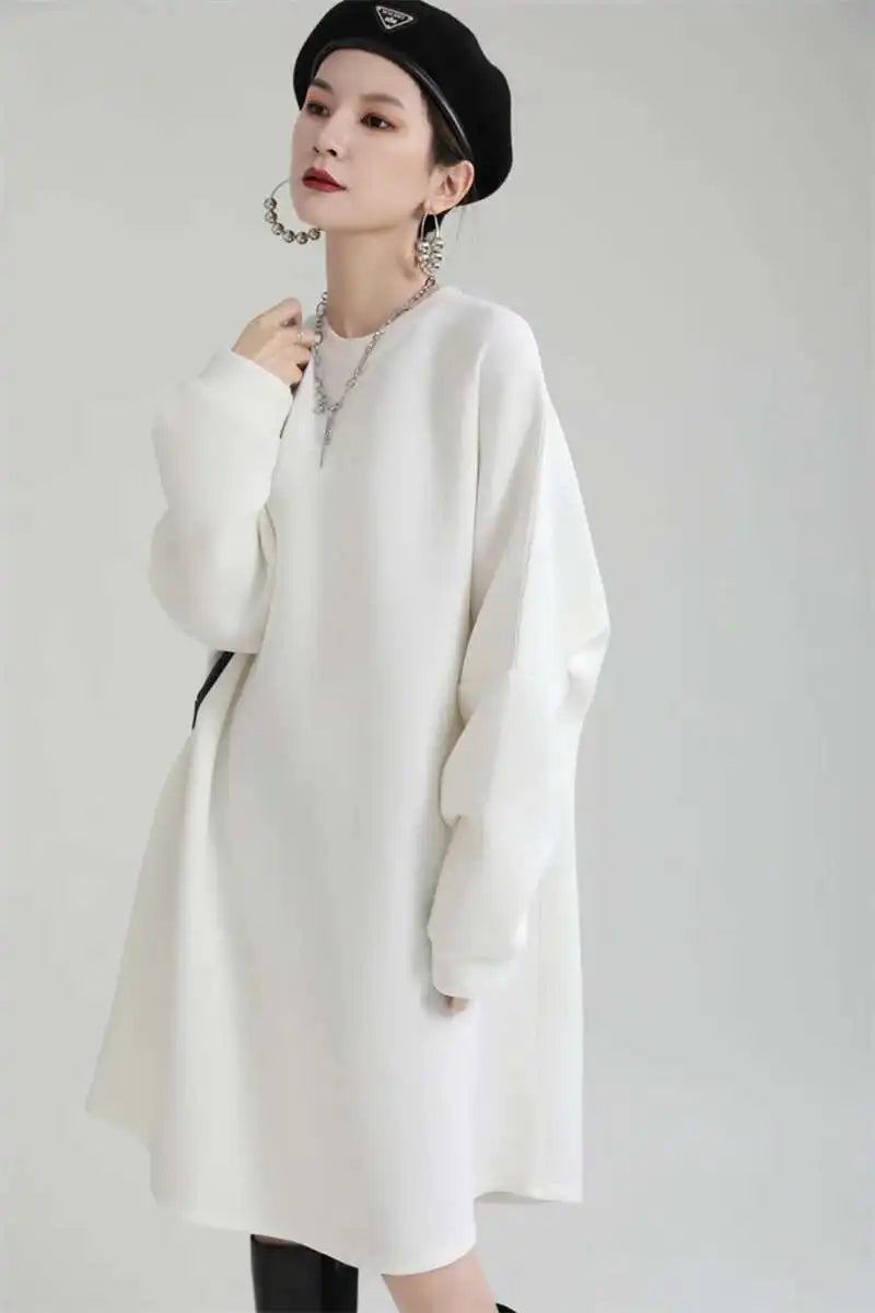 Women White Big Size Shaped Long Dress New Round Neck Long Sleeve Loose Fit Fashion Tide Spring Autumn 2025 1DE4098