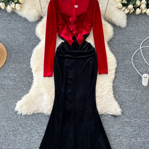 Load image into Gallery viewer, Retro 2024 Autumn Winter Women's Black Red Velvet Patchwork Slim Evening Party Dresses French Elegant Long Sleeved Pleated Dress
