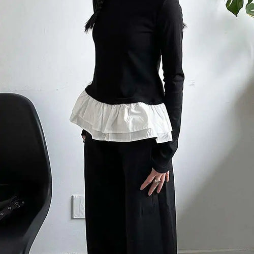 Load image into Gallery viewer, Women Black Ruffles Hem Color-block Slim Elegant T-shirt New Round Neck Long Sleeve Fashion Spring Autumn 2025 1DJ0095
