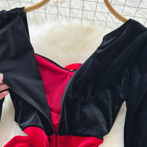 Load image into Gallery viewer, Retro 2024 Autumn Winter Women's Black Red Velvet Patchwork Slim Evening Party Dresses French Elegant Long Sleeved Pleated Dress
