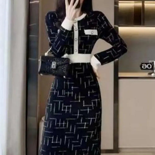 Load image into Gallery viewer, Autumn Winter Black Patchwork High Wais Round Neck Knit Dress French Women's Long Sleeved Office Slim Single Breasted Midi Dress
