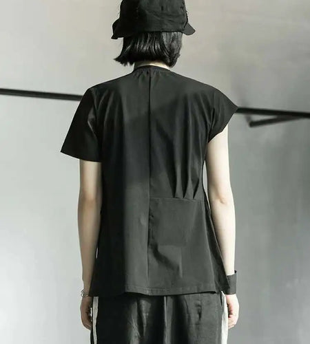 Women Black Pleated Asymmetric Spliced Casual T-shirt New Round Neck Short Sleeve Fashion Tide Spring Summer 2025 1DF5358