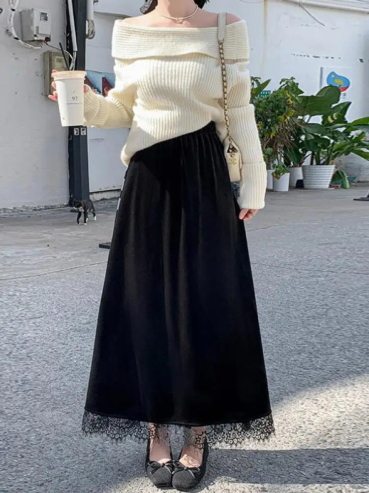 French Fashion Women Black Velvet Lace Elegant Vacation Pleated Long Skirt 2024 Autumn Winter New Elastic High Waist Party Skirt