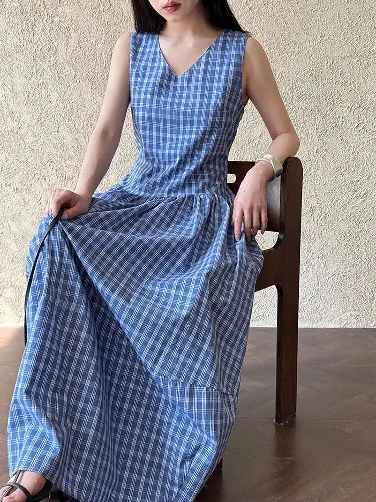Women Dark Blue Plaid Pocket Vintage Long Elegant Vest Dress New V-Neck Sleeveless Fashion Tide Spring Summer 2025 1DJ0667