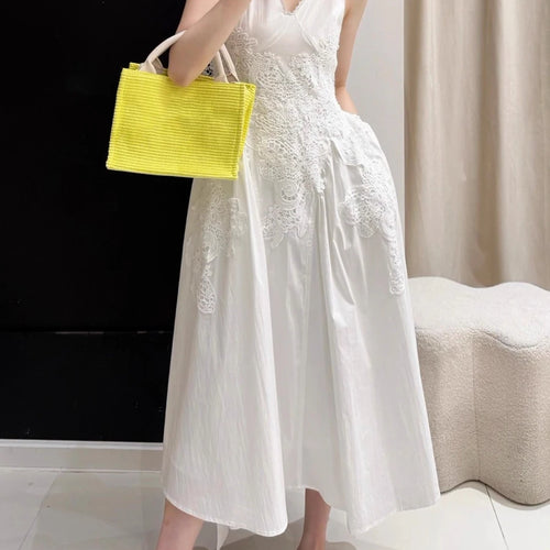 Load image into Gallery viewer, Solid Spliced Appliques Elegant Dresses for Women V Neck Sleeveless Patchwork Folds Long Dress Female Clothing New
