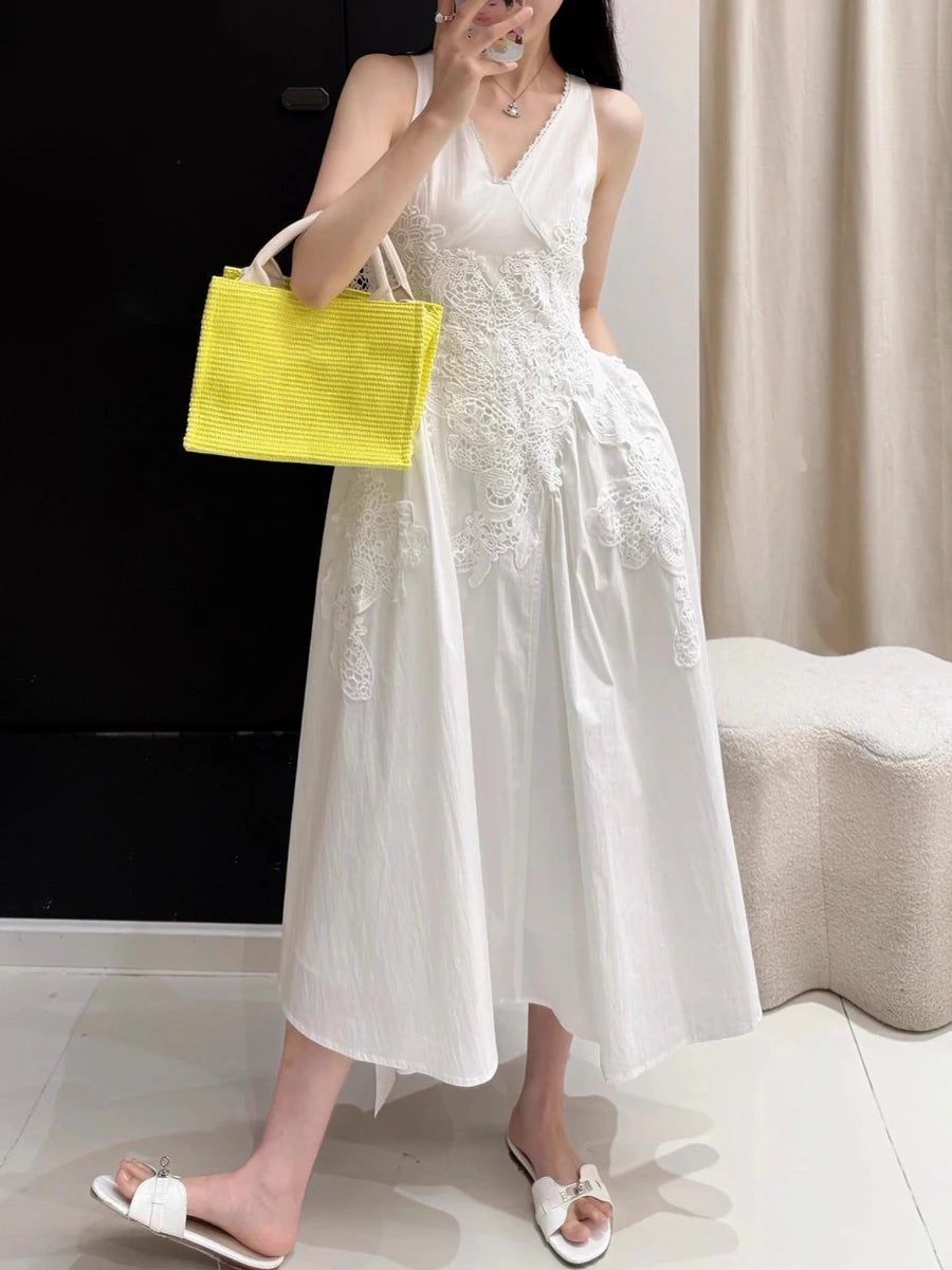 Solid Spliced Appliques Elegant Dresses for Women V Neck Sleeveless Patchwork Folds Long Dress Female Clothing New