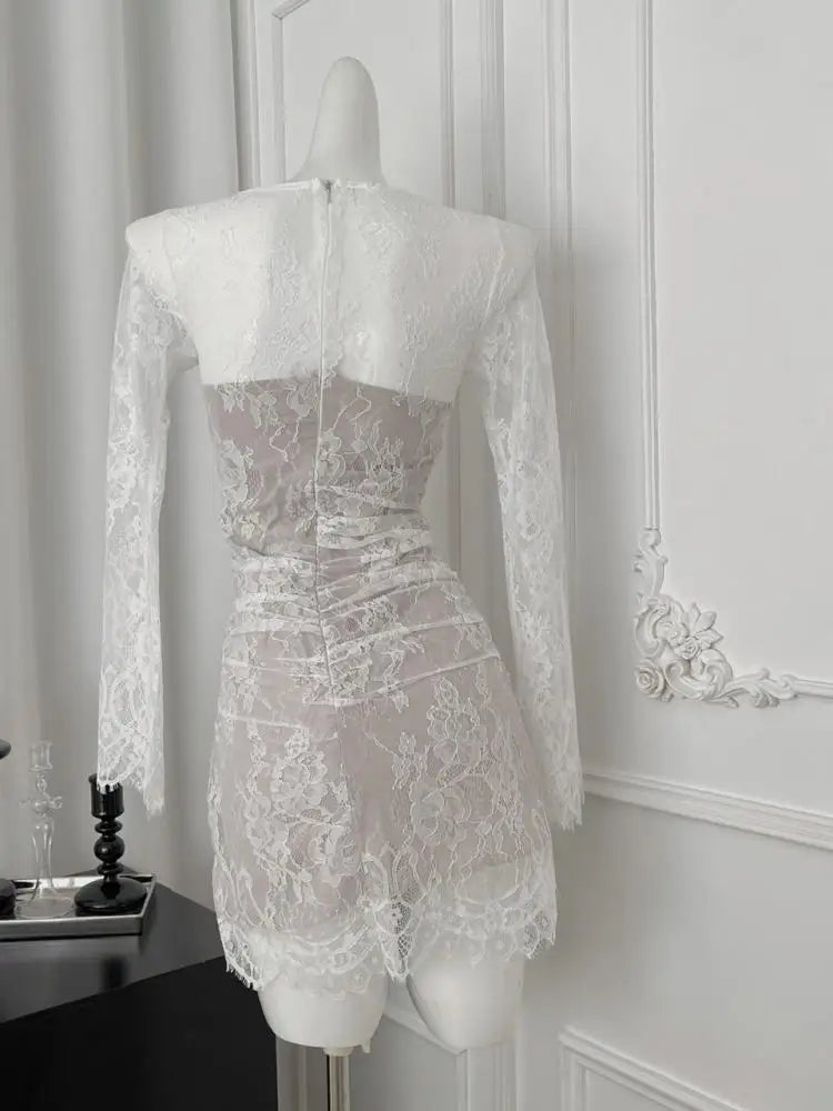 French Vintage Women's White Lace Long Sleeved Elegant Pleated Short Dress Autumn Winter Square Neck Bow Wrap Hip Mini Dress New