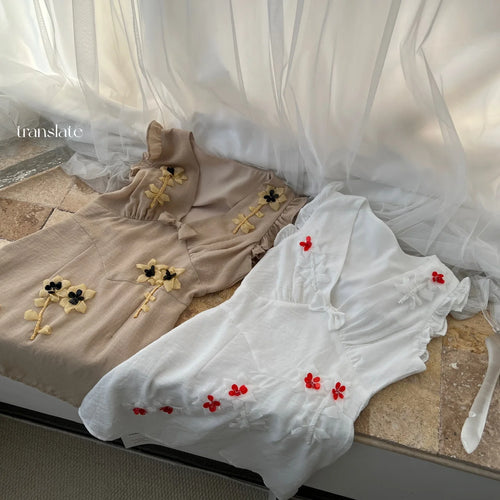 Load image into Gallery viewer, French Vintage Women's White Flower V Neck Elegant Holiday Short Vest Dress Summer Brown Sleeveless Ruffles Party Dress New Chic
