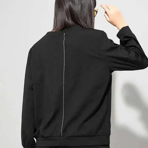 Load image into Gallery viewer, Women Black Topstitched Big Size Casual T-shirt New Round Neck Long Sleeve Fashion Tide Spring Autumn 2025 1DE4952
